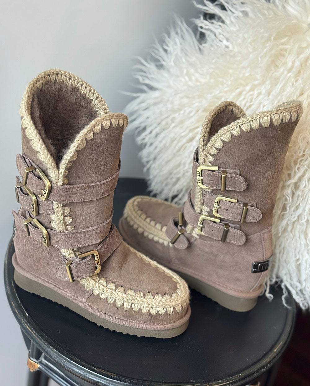 MOU Eskimo Eskimo inner wedge tall buckle gris piedra