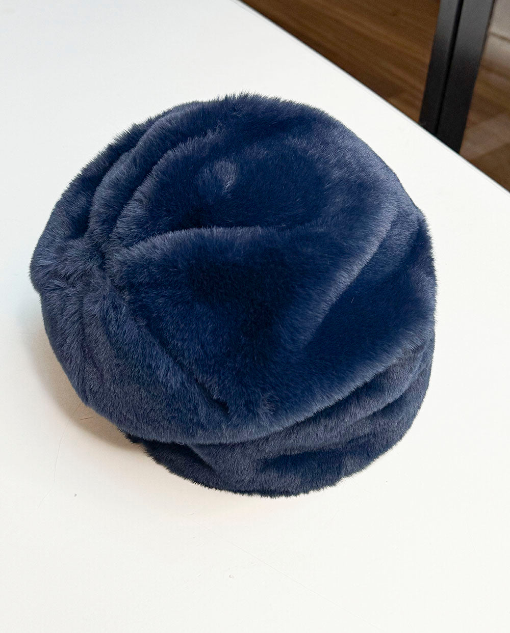 Gorro pelo azul marino Poesia d´Élite