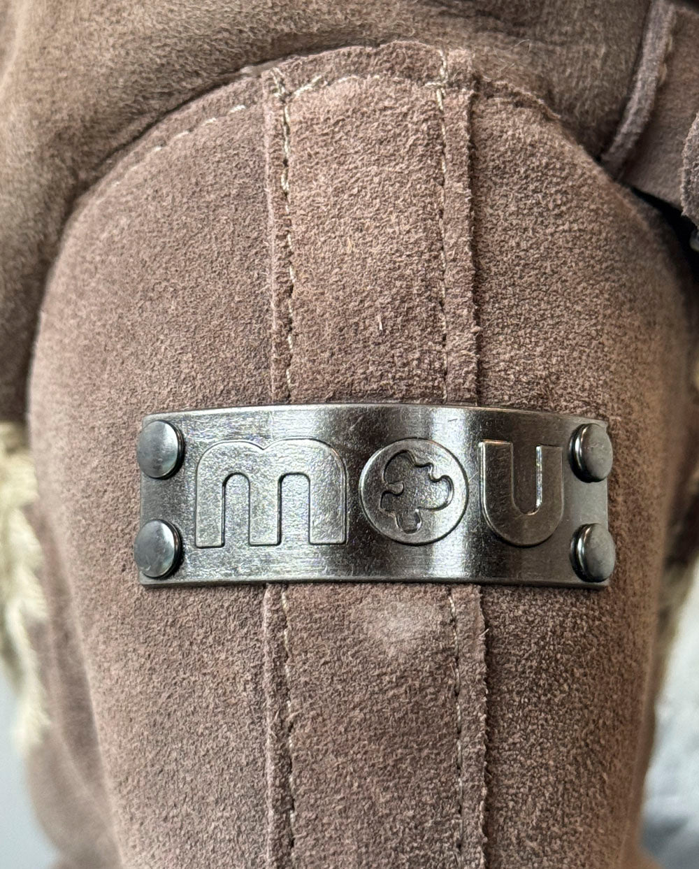 MOU Eskimo Eskimo inner wedge tall buckle gris piedra