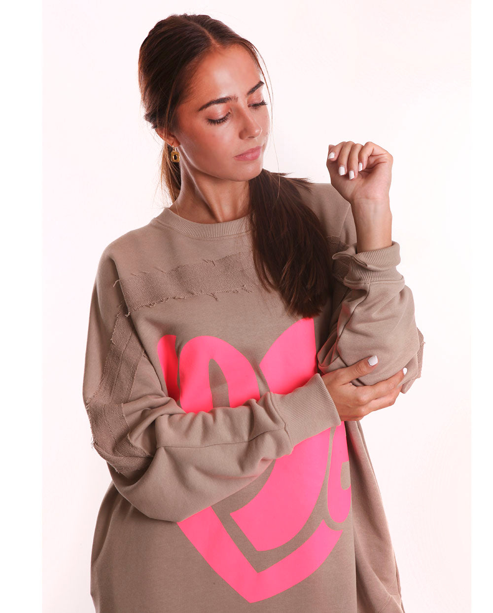 Sudadera larga corazón arena Miss Goodlife