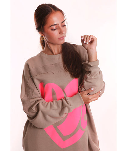 Sudadera larga corazón arena Miss Goodlife