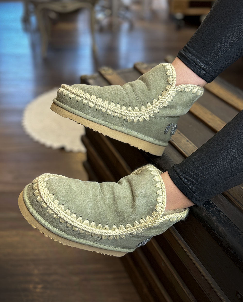 MOU Eskimo 18 Glitter verde laurel oak