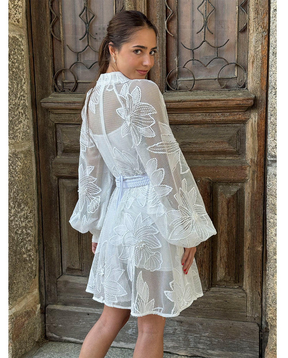 Vestido corto encaje blanco Odi et Amo – Suma s Moda