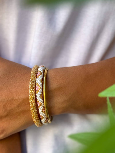 Pulsera nepalí blanco-rombos rosa oro