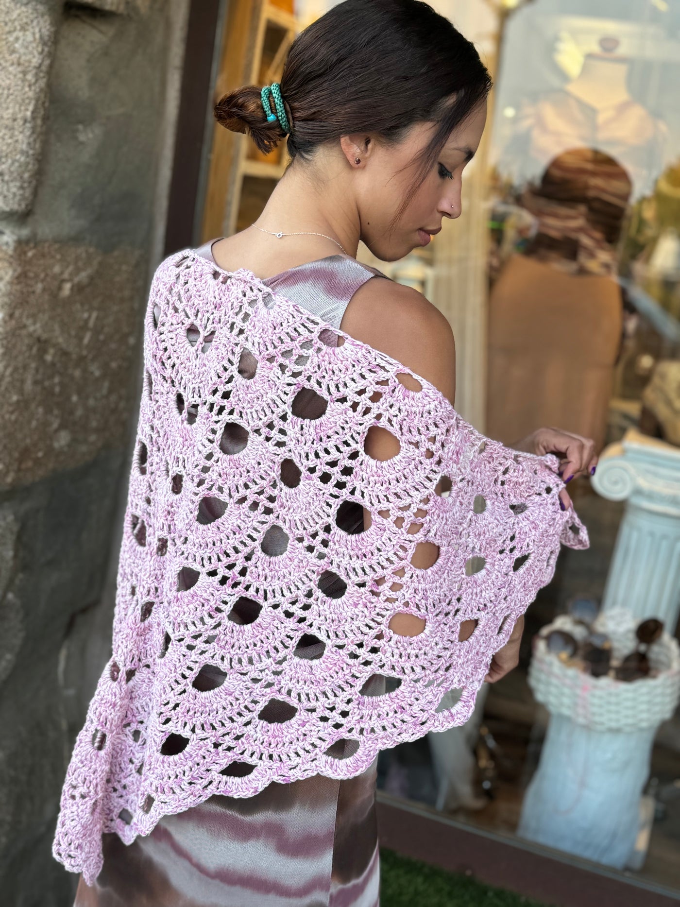 Chal crochet rosa