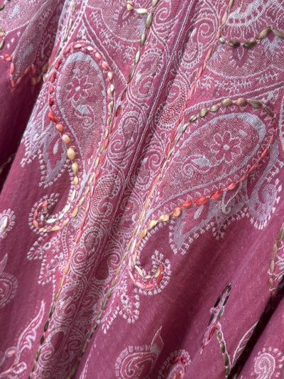 Poncho lana bordado rosa Poc a Poc