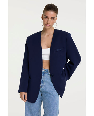 Blazer sin cuello marino Alix the label