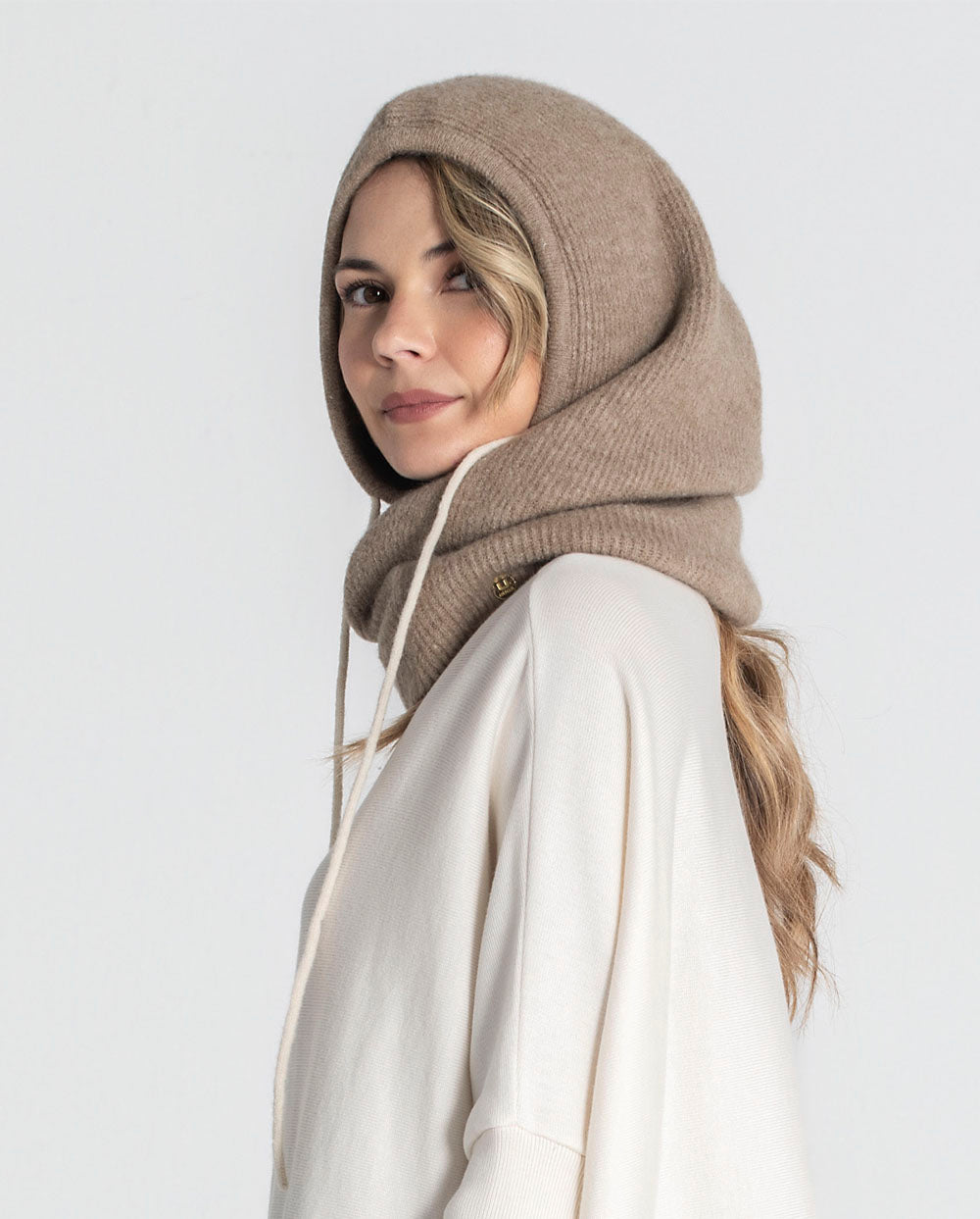 Balaclava topo cordón negro Rüga