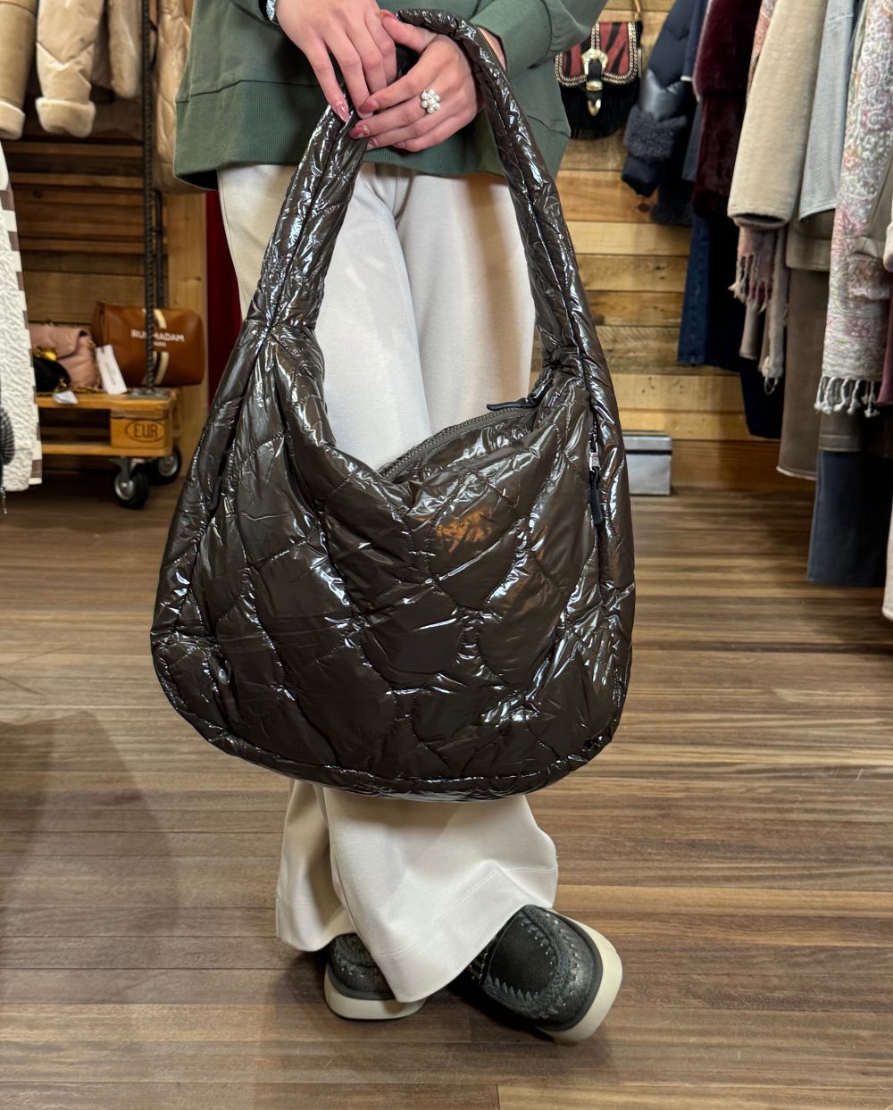 Bolso Tote acolchado negro oliva Canadian