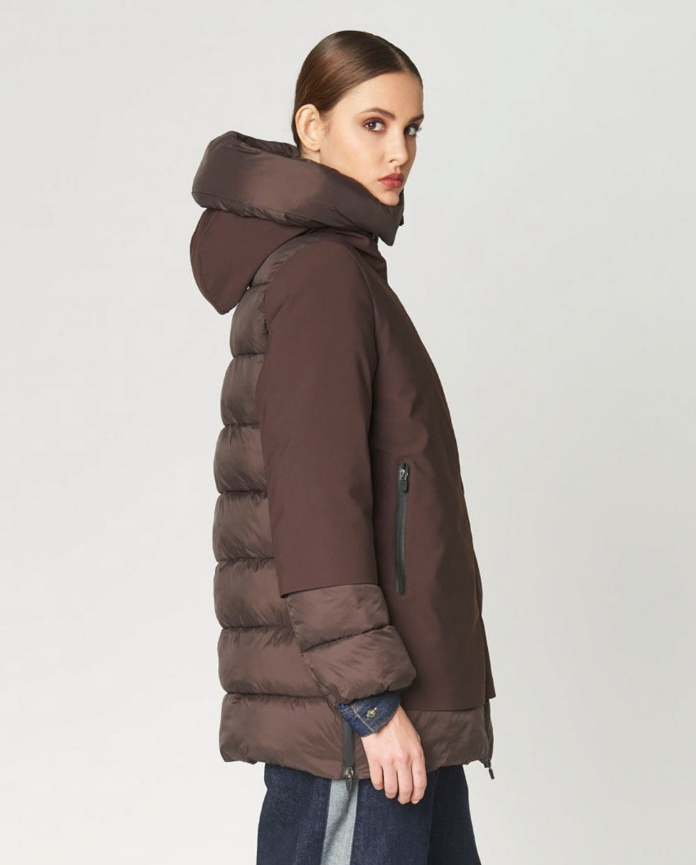 Plumas Becancour mid black coffee Canadian Classics