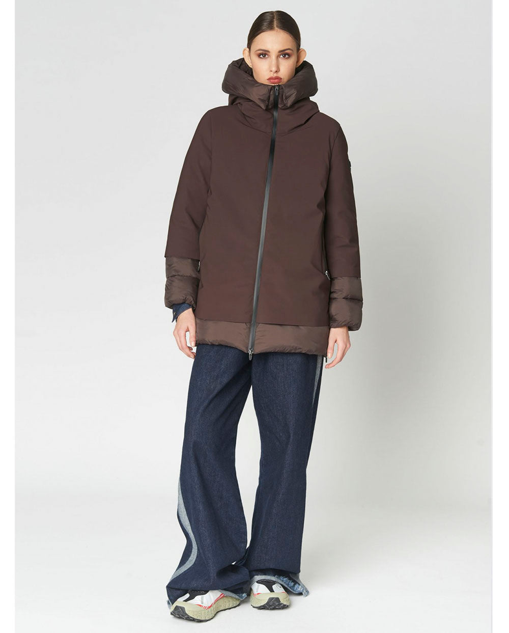 Plumas Becancour mid black coffee Canadian Classics