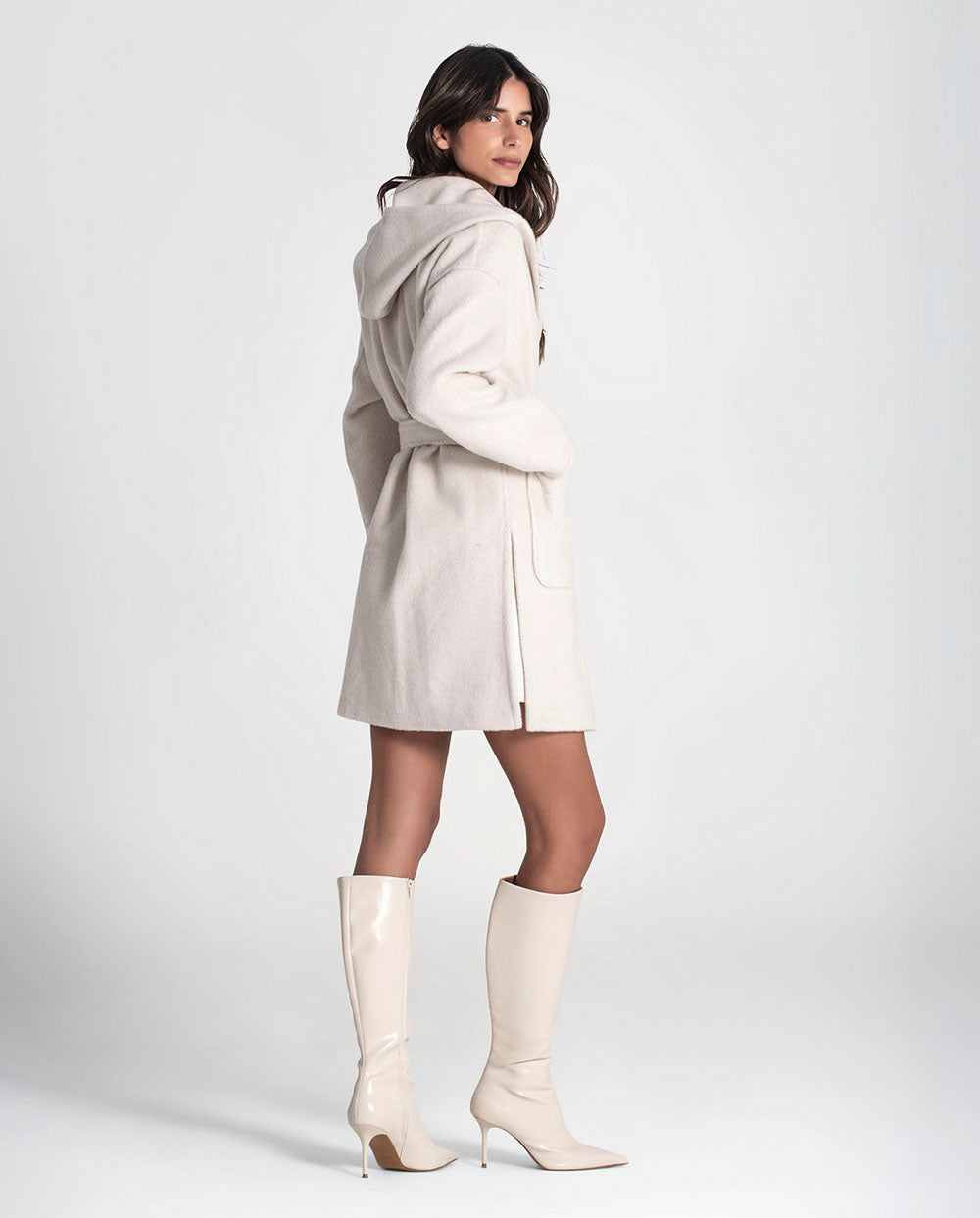 Chaquetón capucha crudo Rüga