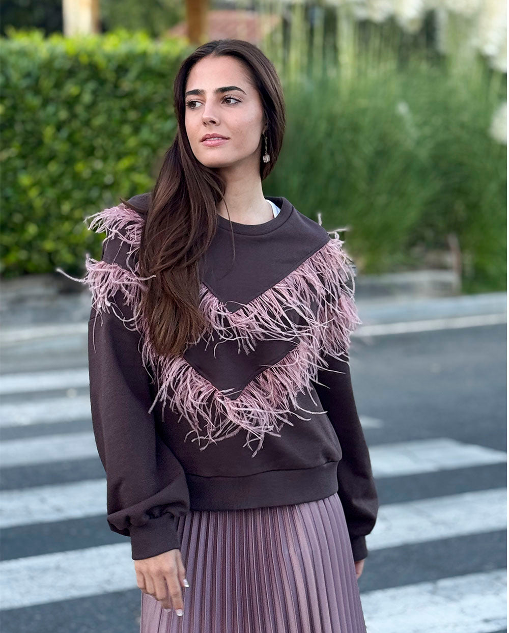 Sudadera marrón chocolate plumas D´elle