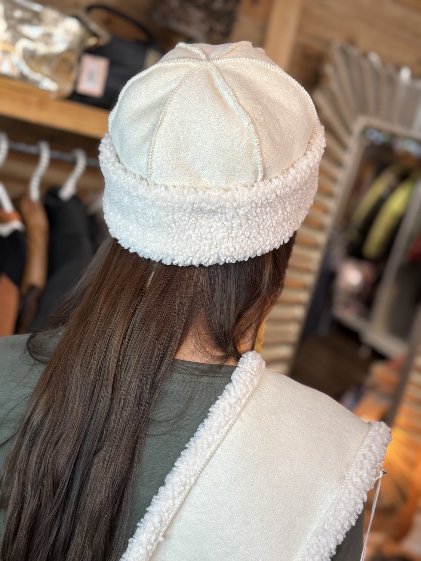 Gorro piel vuelta blanco borreguito Poesia d´Élite