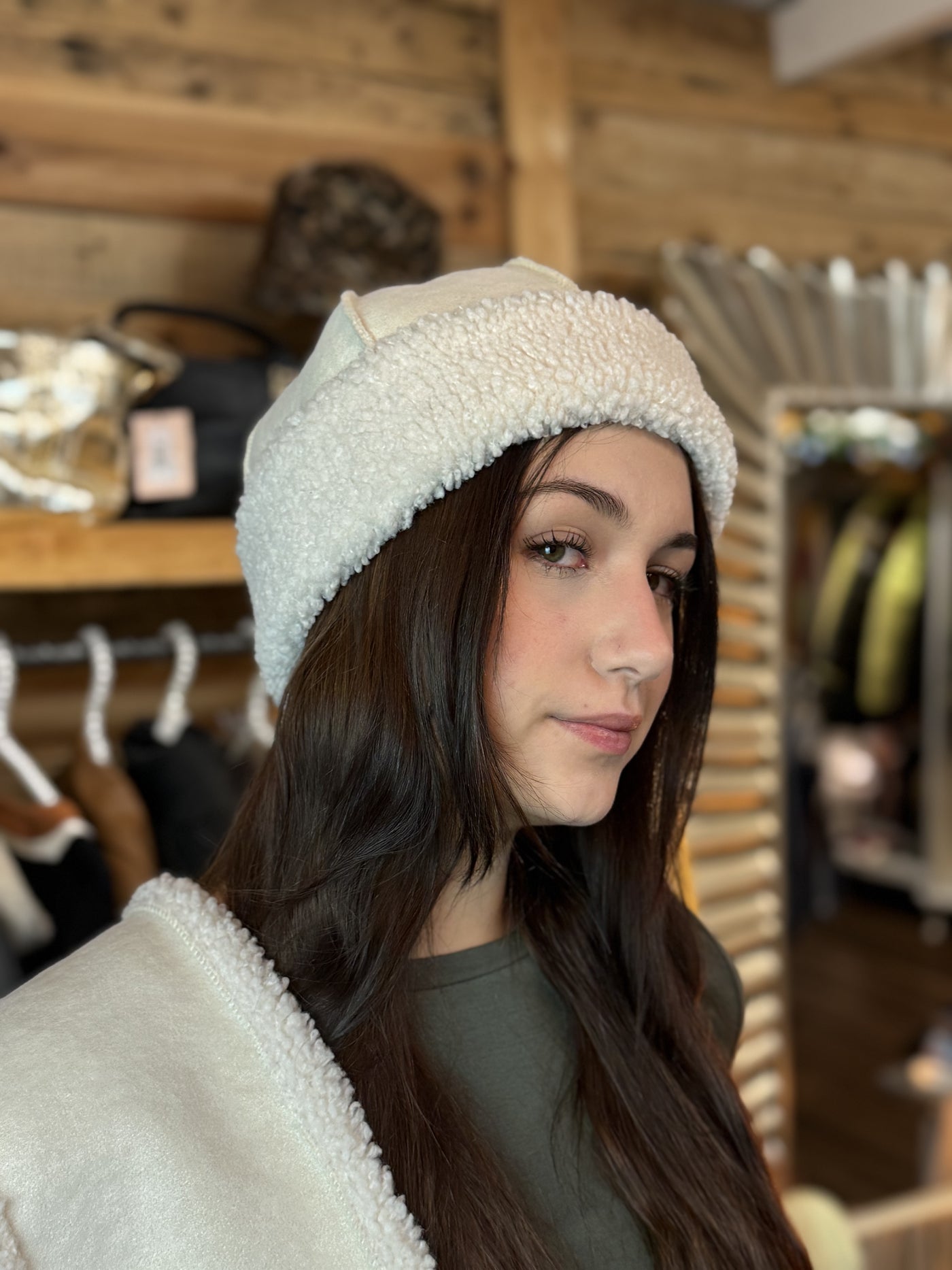 Gorro piel vuelta blanco borreguito Poesia d´Élite