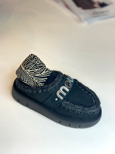 Mou Bounce Clog metal logo Black