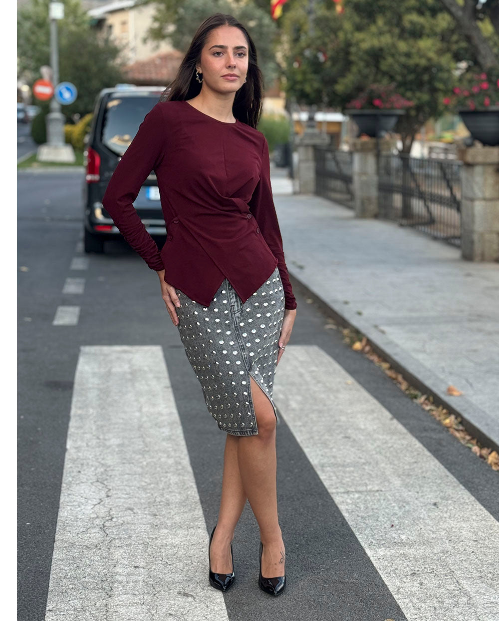 Falda denim gris tachas Odi et Amo