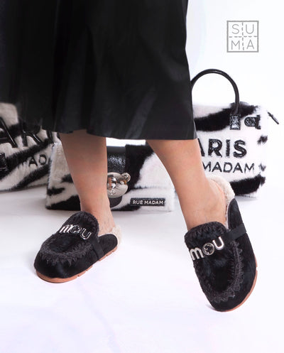 Mou Winter bio hairpony logo black