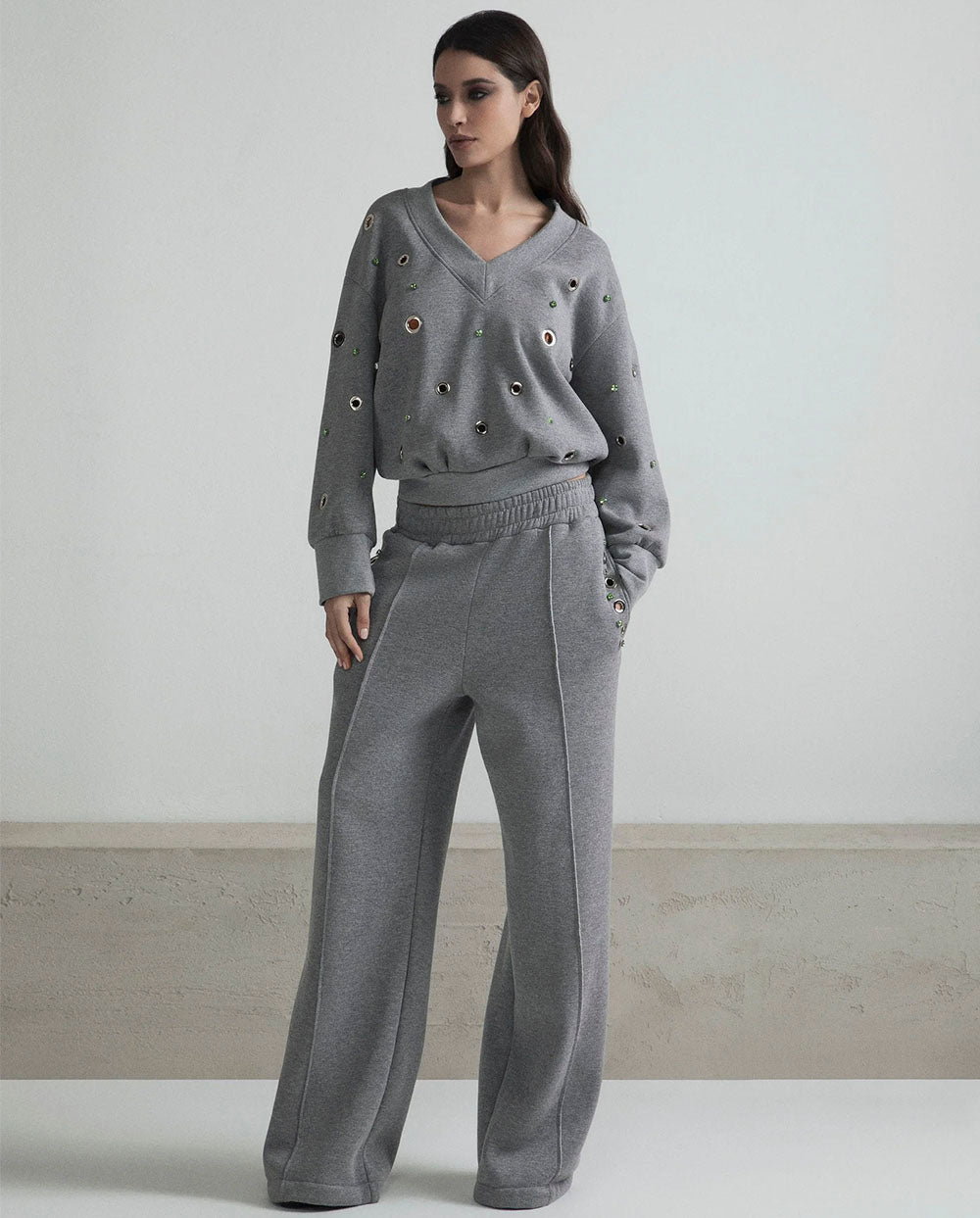 Sudadera felpa gris perforaciones Odi et Amo