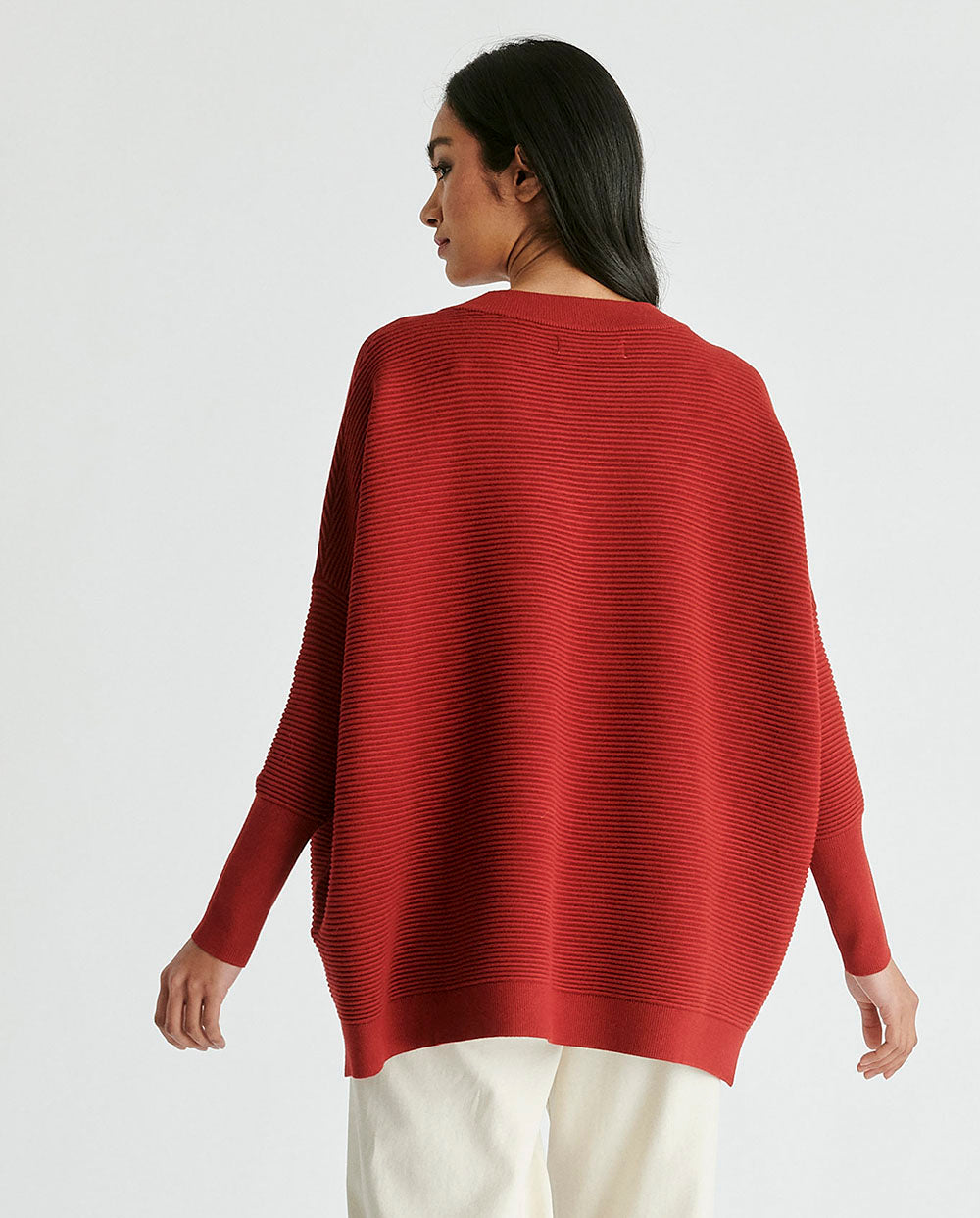 Jersey Canalé cuello pico rojo Paisie London