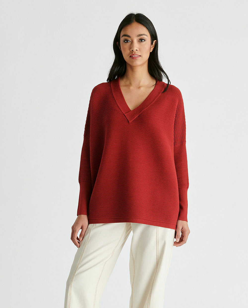 Jersey Canalé cuello pico rojo Paisie London