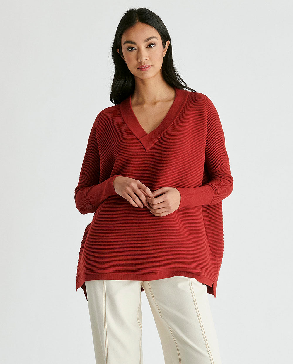 Jersey Canalé cuello pico rojo Paisie London