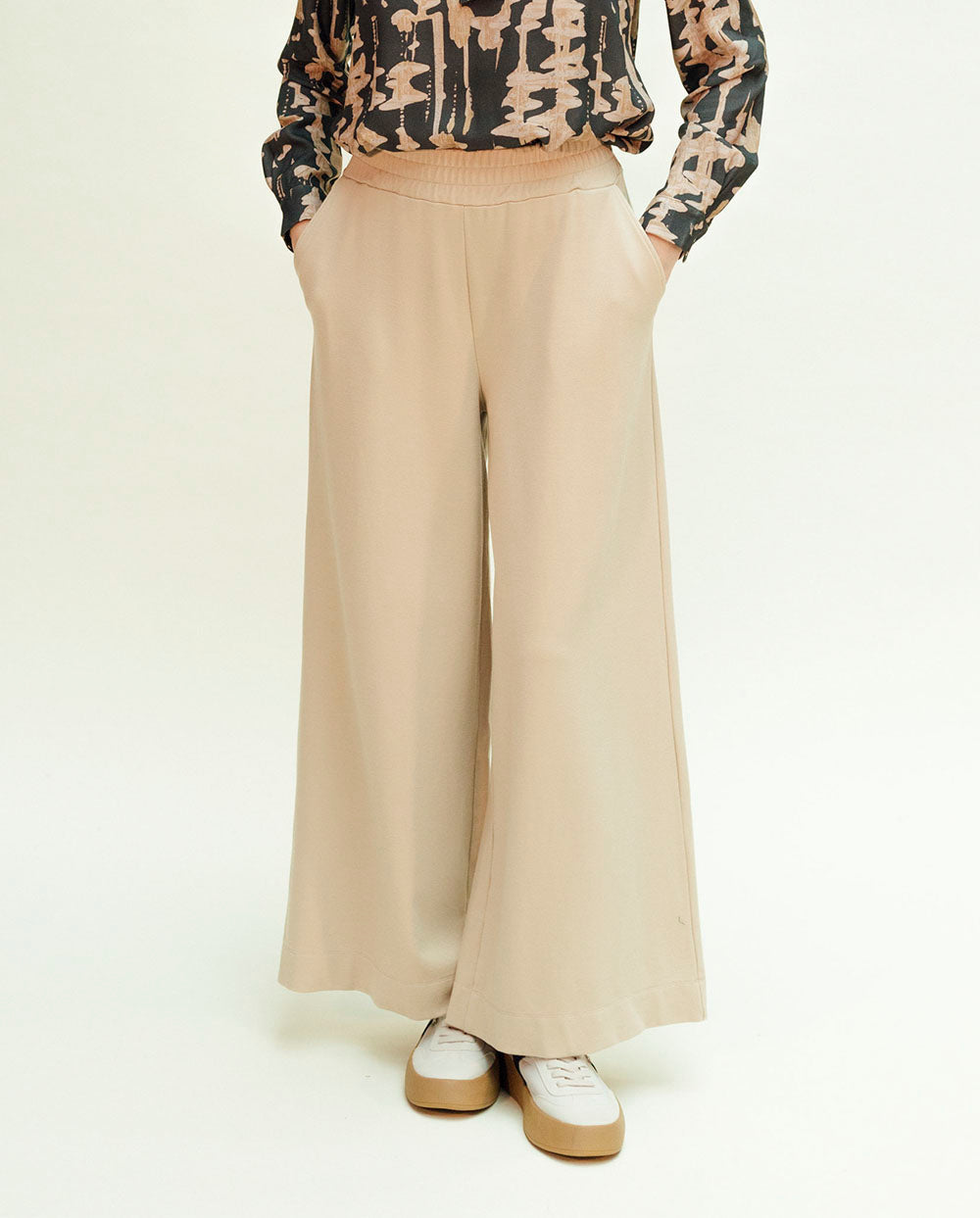 Pantalón beige PAN Producto Básico