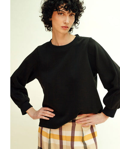 Camiseta sudadera negra PAN Producto Básico
