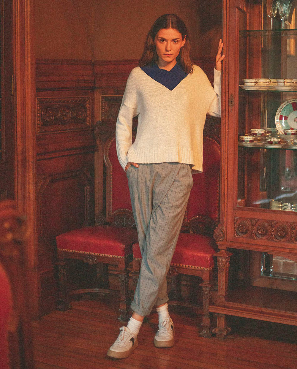 Pantalón gris rayas PAN Producto Básico