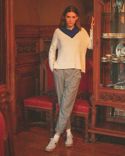 Pantalón gris rayas PAN Producto Básico