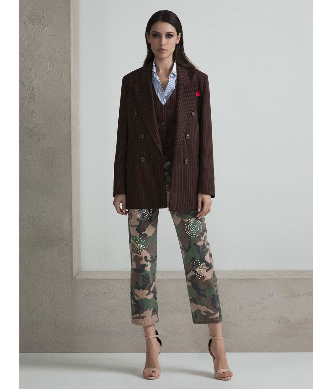 Pantalon denim camuflaje strass Odi et Amo