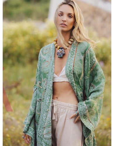 Poncho lana bordado verde Poc a Poc