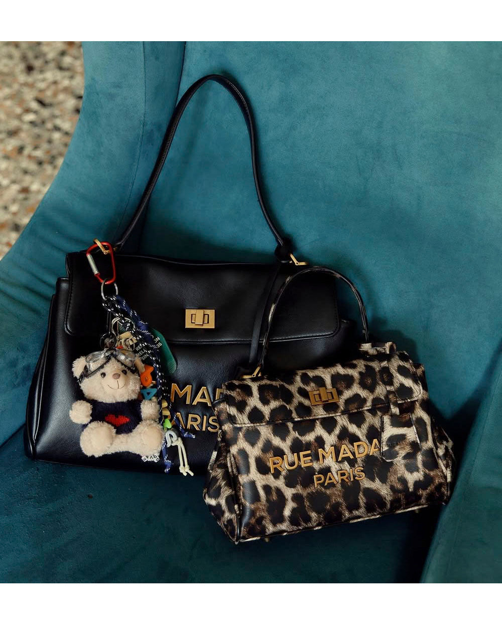 Bolsa Clutch Rue Madam Paris Yosemite Preta
