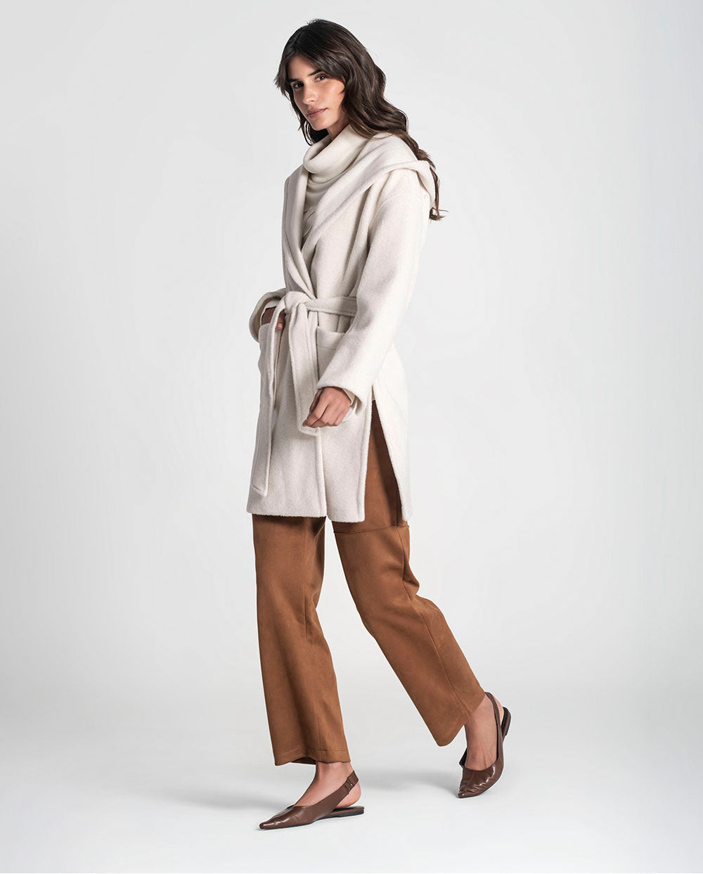 Chaquetón capucha crudo Rüga