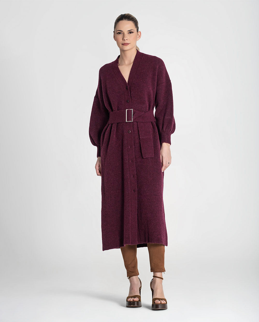 Vestido Cardigan de punto con cinturón borgoña Rüga