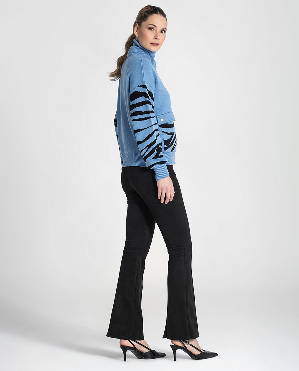 Pantalón flare negro Rüga