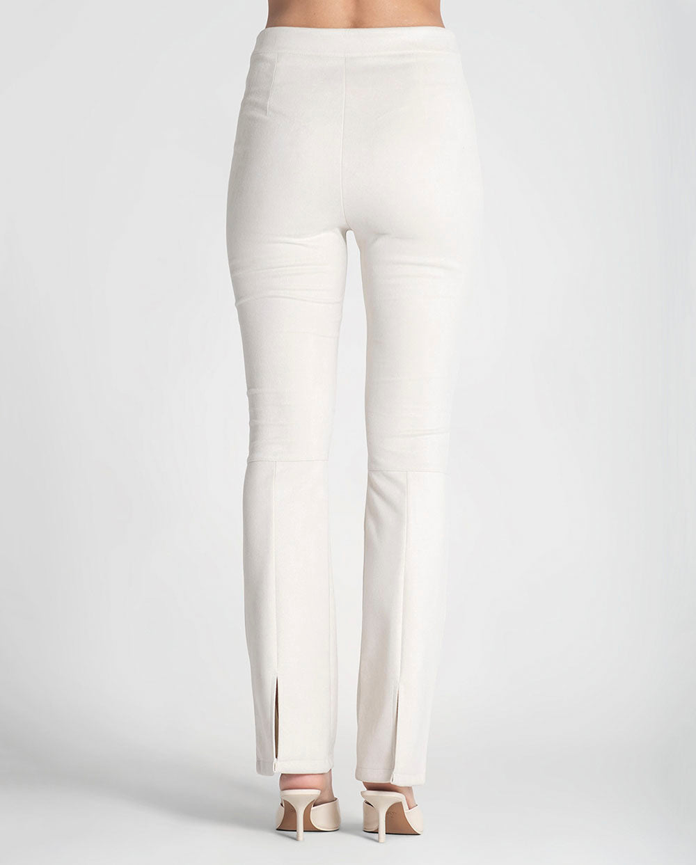 Pantalón flare crudo Rüga
