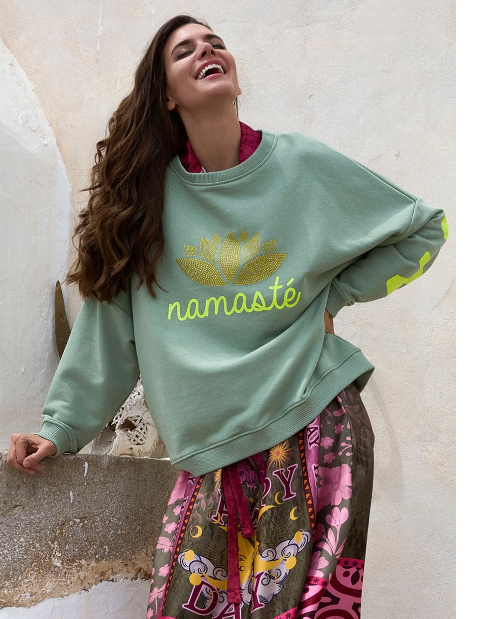 Sudadera Namasté verde y flúor Miss Goodlife