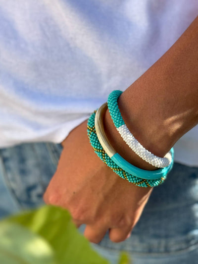 Pulsera nepalí zig zag verde agua-oro