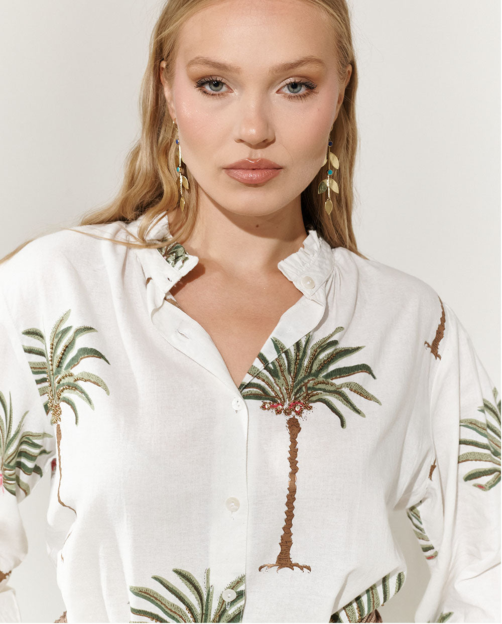 Camisa Palm branca Piti Cuiti