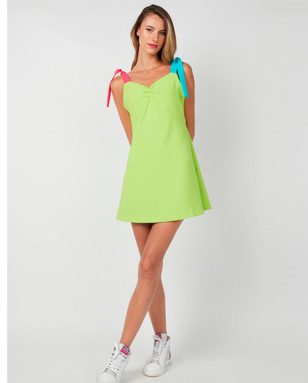 Vestido lazos capa lima -Mangata-
