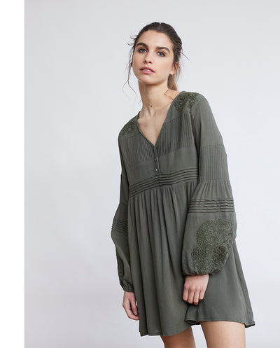 nvestido-sira-verde-Nüd