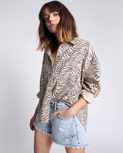 camisa-animal-print-cebra-onetespoon